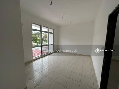 Saira @ Bandar Sultan Sulaiman, Malaysia Saira @ Bandar Sultan Sulaiman, Malaysia