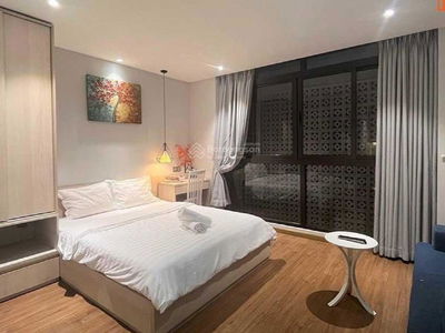 Nguyen Cuu Van Street, Vietnam Nguyen Cuu Van Street, Vietnam