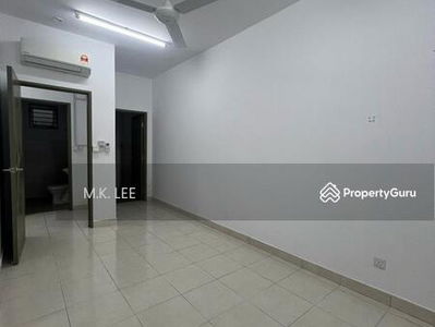 Aronia Apartment Bandar Parklands, Partially Furnished with Lift, Swimming Pools, 2 Car Parks, Klang, Malaysia Aronia Apartment Bandar Parklands, Partially Furnished with Lift, Swimming Pools, 2 Car Parks, Klang, Malaysia