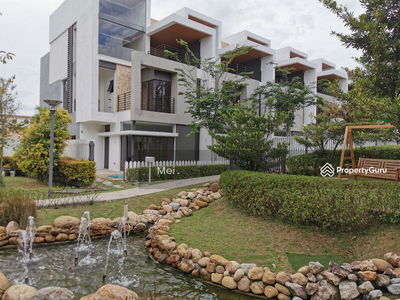 Fields of Gold Rawang, Malaysia Fields of Gold Rawang, Malaysia