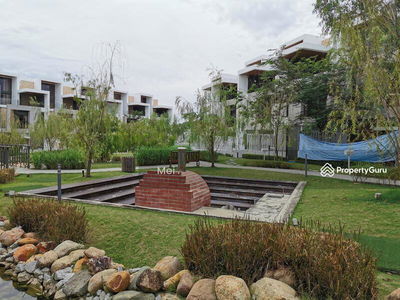 Fields of Gold Rawang, Malaysia Fields of Gold Rawang, Malaysia