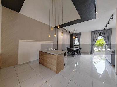 The Grassten 26’x75’ @ Eco Botanic, Malaysia The Grassten 26’x75’ @ Eco Botanic, Malaysia