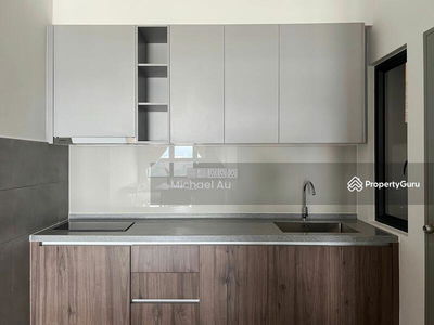 M Vertica, Malaysia M Vertica, Malaysia