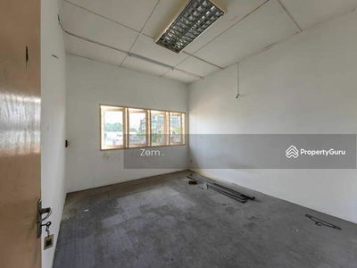 1.5 sty Bungalow at Greentown area, Malaysia 1.5 sty Bungalow at Greentown area, Malaysia