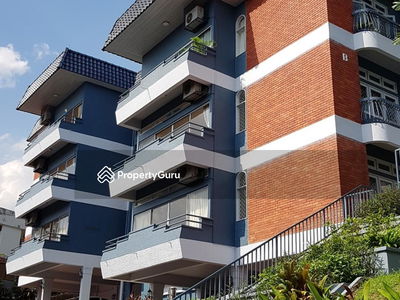 Earls Court, Malaysia Earls Court, Malaysia