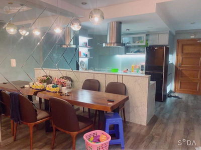 Hoang Anh Thanh Binh, Vietnam Hoang Anh Thanh Binh, Vietnam