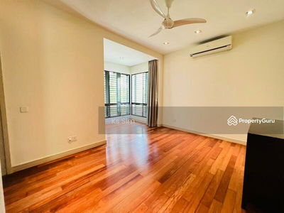 Beethoven, Symphony Hills, Cyberjaya, Malaysia Beethoven, Symphony Hills, Cyberjaya, Malaysia