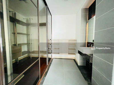 Beethoven, Symphony Hills, Cyberjaya, Malaysia Beethoven, Symphony Hills, Cyberjaya, Malaysia