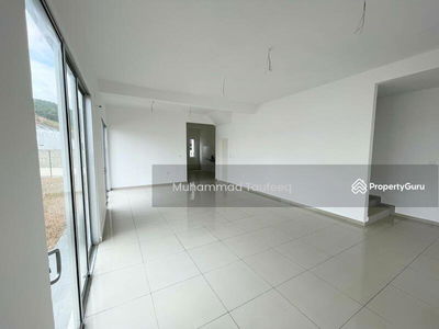 Tiara Sendayan, Malaysia Tiara Sendayan, Malaysia