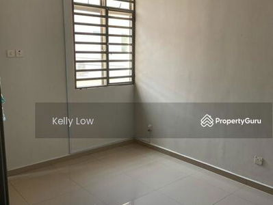 Puteri 12, Malaysia Puteri 12, Malaysia