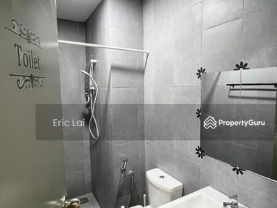 M Vertica, Malaysia M Vertica, Malaysia