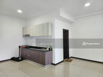 Molek Regency, Malaysia Molek Regency, Malaysia