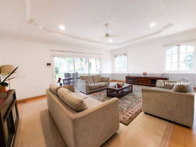 Beverly Row, Malaysia Beverly Row, Malaysia