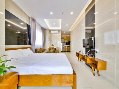 Nguyen Van Cu Street, Vietnam Nguyen Van Cu Street, Vietnam