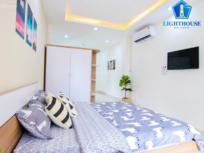 Phan Dang Luu Street, Vietnam  Phan Dang Luu Street, Vietnam