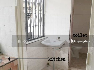 Flat Taman Ungku Tun Aminah, Malaysia Flat Taman Ungku Tun Aminah, Malaysia