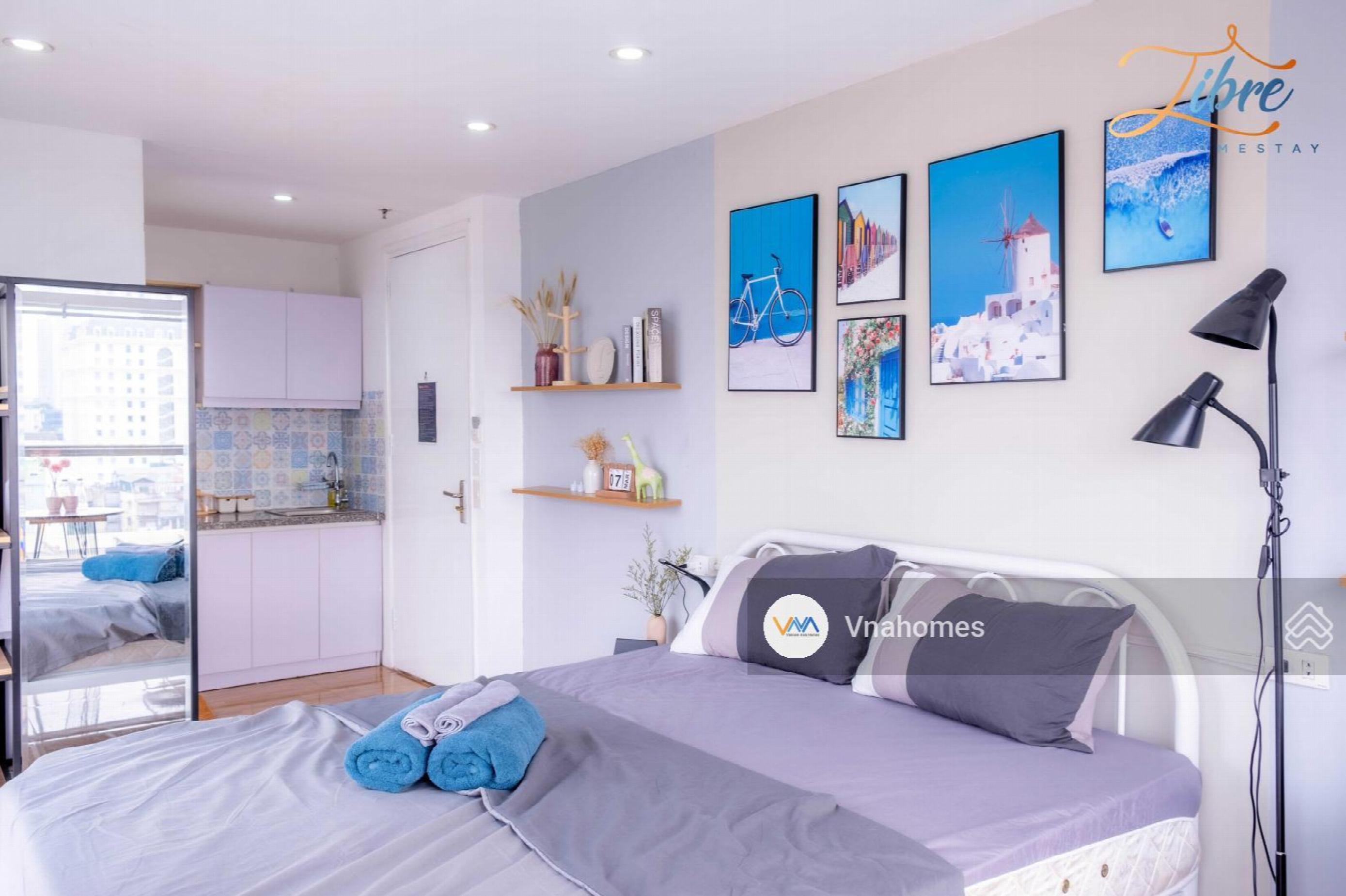 Hang Day Street, Vietnam Hang Day Street, Vietnam