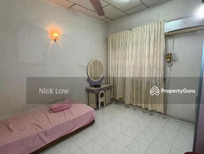 Seri Alam Taman Tasek Jalan Lembah, Malaysia Seri Alam Taman Tasek Jalan Lembah, Malaysia