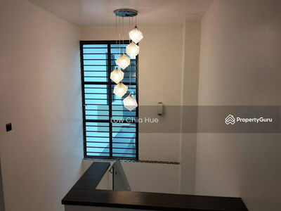 2.5 Storey Semi D Taman Nusa Idaman 5, Malaysia 2.5 Storey Semi D Taman Nusa Idaman 5, Malaysia