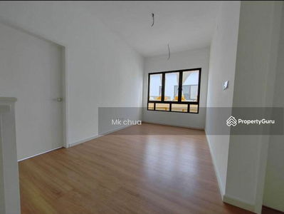 Jovita, Malaysia Jovita, Malaysia