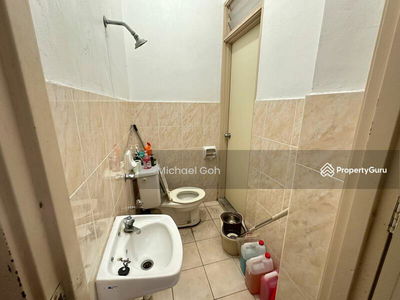 Jalan Cendrawasih@Bandar Putra, Malaysia Jalan Cendrawasih@Bandar Putra, Malaysia