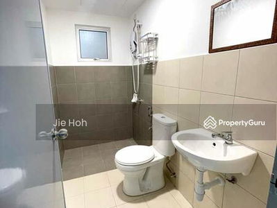 Kiara Kasih, Malaysia Kiara Kasih, Malaysia