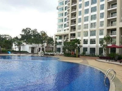 Molek Pine, Malaysia Molek Pine, Malaysia