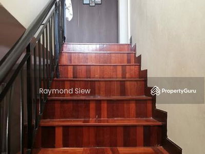 Armani, Malaysia Armani, Malaysia