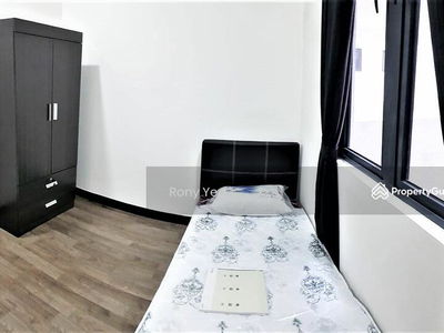 Landmark II, Bandar Sungai Long, Malaysia Landmark II, Bandar Sungai Long, Malaysia