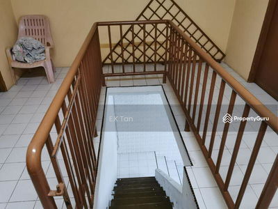 Taman Perling Double Storey, Malaysia Taman Perling Double Storey, Malaysia