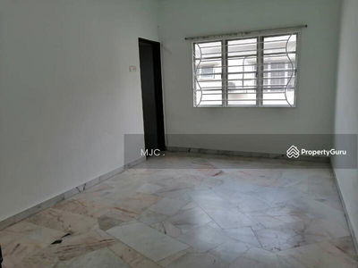 End Lot 2 storey house @ Taman Saga , Klang, Malaysia End Lot 2 storey house @ Taman Saga , Klang, Malaysia