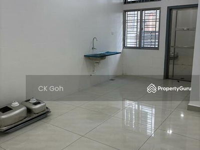 Sungai Ara 3 Storey Terrace Commercial Use House Bayan Lepas, Malaysia Sungai Ara 3 Storey Terrace Commercial Use House Bayan Lepas, Malaysia