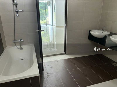 Sungai Ara 3 Storey Terrace Commercial Use House Bayan Lepas, Malaysia Sungai Ara 3 Storey Terrace Commercial Use House Bayan Lepas, Malaysia