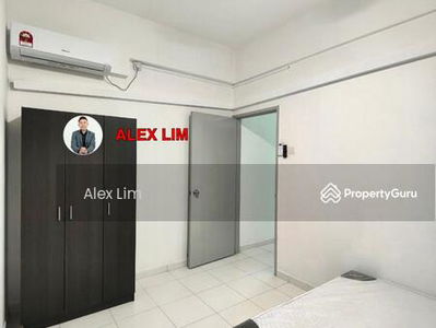 The Golden Triangle, Malaysia The Golden Triangle, Malaysia