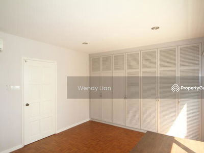 Merak Kayangan Court, Malaysia Merak Kayangan Court, Malaysia