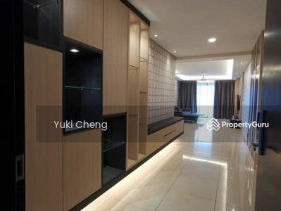 Molek Pine 4, Malaysia Molek Pine 4, Malaysia