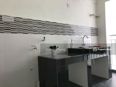 Move-in Condition Corner Unit on Mid Floor with Partial KL City View, Malaysia Move-in Condition Corner Unit on Mid Floor with Partial KL City View, Malaysia