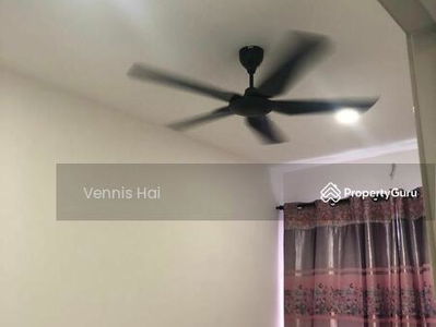 Robin @ Rimbayu, Malaysia Robin @ Rimbayu, Malaysia