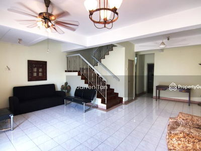 Sri Suria, Bukit Rimau, Malaysia Sri Suria, Bukit Rimau, Malaysia