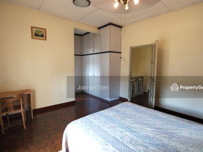 Sri Suria, Bukit Rimau, Malaysia Sri Suria, Bukit Rimau, Malaysia