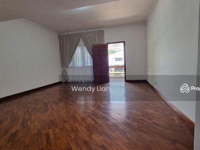 Persiaran Ampang Hilir, Taman U Thant, Kuala Lumpur, Malaysia Persiaran Ampang Hilir, Taman U Thant, Kuala Lumpur, Malaysia