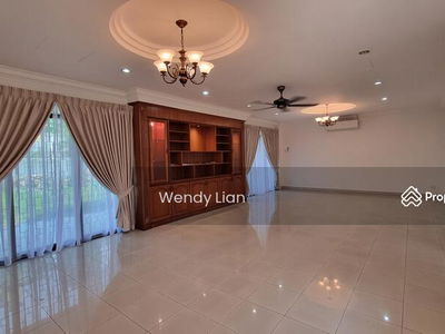 Persiaran Ampang Hilir, Taman U Thant, Kuala Lumpur, Malaysia Persiaran Ampang Hilir, Taman U Thant, Kuala Lumpur, Malaysia