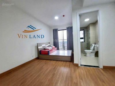 Topaz Twins, Vietnam Topaz Twins, Vietnam