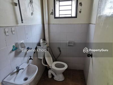 Pangsapuri Sri Mas (Desa Tebrau), Malaysia Pangsapuri Sri Mas (Desa Tebrau), Malaysia