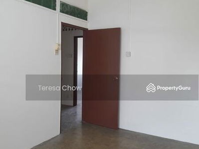 4r3b partly furnished Double Storey link house @ Sec 17, Petaling Jaya, Malaysia 4r3b partly furnished Double Storey link house @ Sec 17, Petaling Jaya, Malaysia