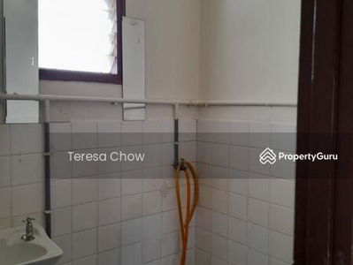 4r3b partly furnished Double Storey link house @ Sec 17, Petaling Jaya, Malaysia 4r3b partly furnished Double Storey link house @ Sec 17, Petaling Jaya, Malaysia