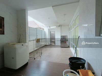 Taman Molek, Taman Redang Villa 2.5 Storey Cluster Corner, Malaysia Taman Molek, Taman Redang Villa 2.5 Storey Cluster Corner, Malaysia