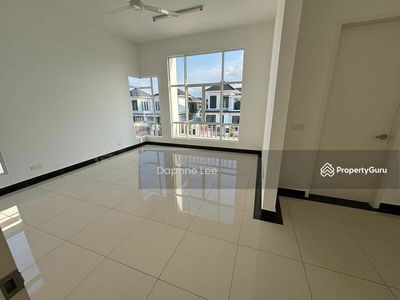 Taman Setia Tropika, Kempas, Malaysia Taman Setia Tropika, Kempas, Malaysia