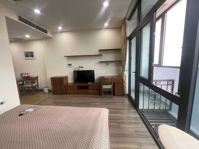 Chau Long Street, Vietnam  Chau Long Street, Vietnam