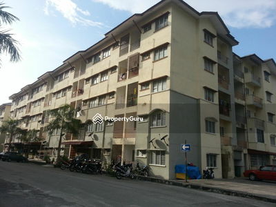 Panorama Lapangan Perdana Flat, Malaysia Panorama Lapangan Perdana Flat, Malaysia